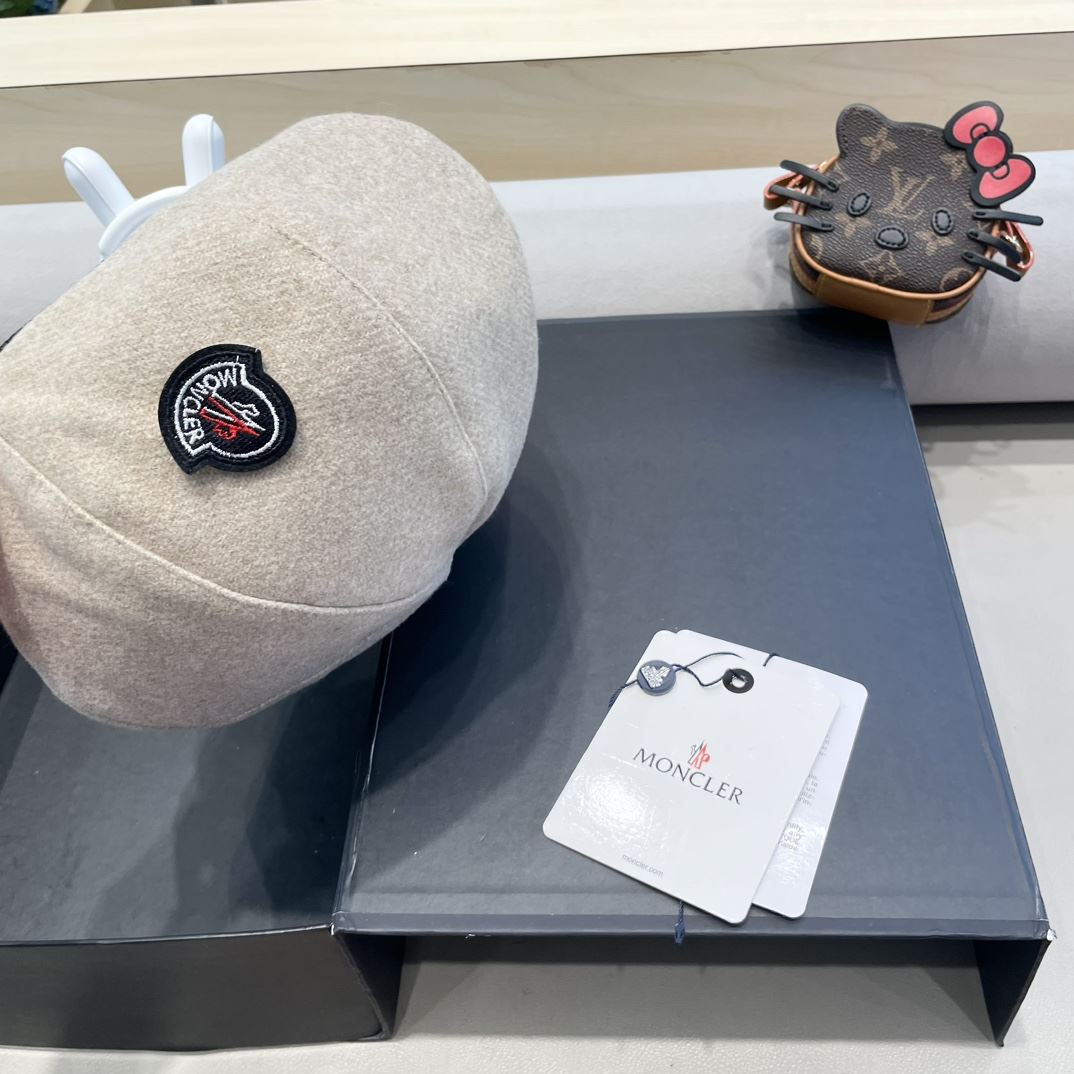 Moncler Caps